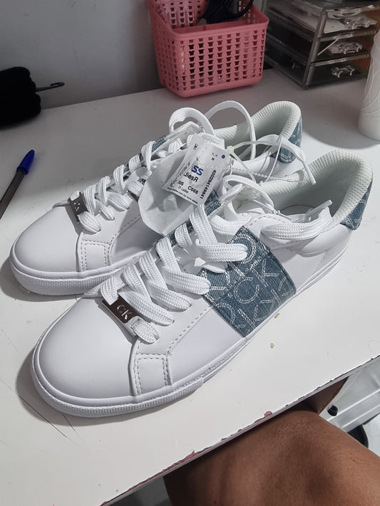 Tenis Calvin k azul y blanco