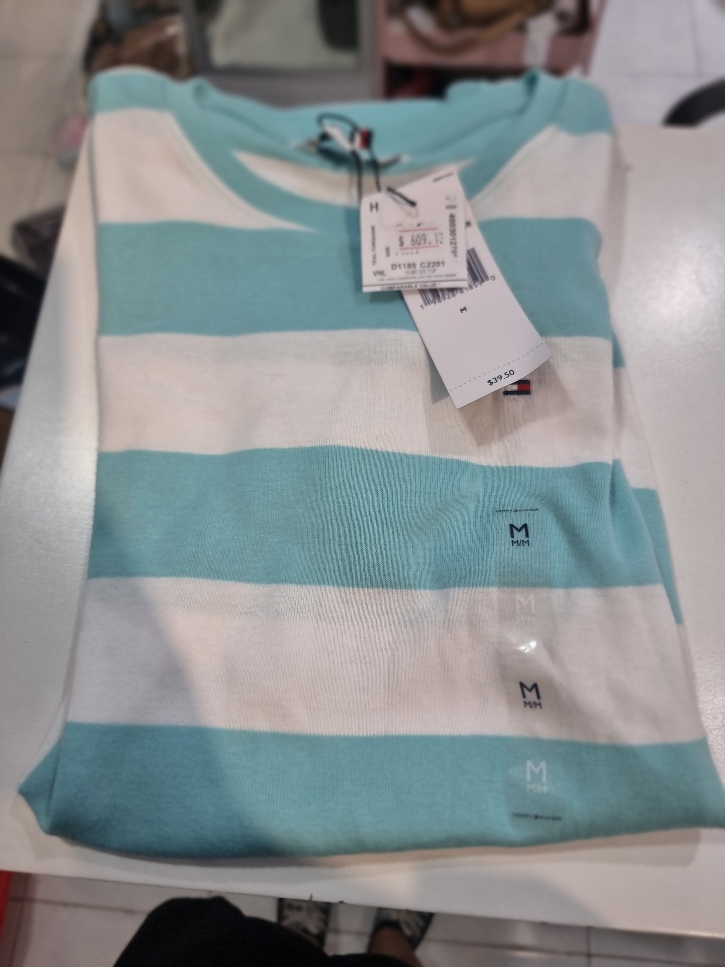 Playera Tommy H azul de rayas