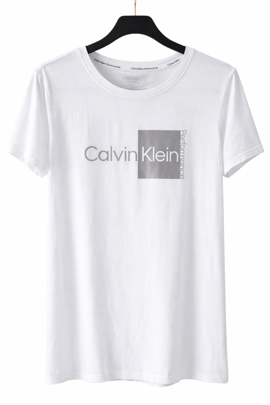 Playera Calvin K blanca con logo plateado
