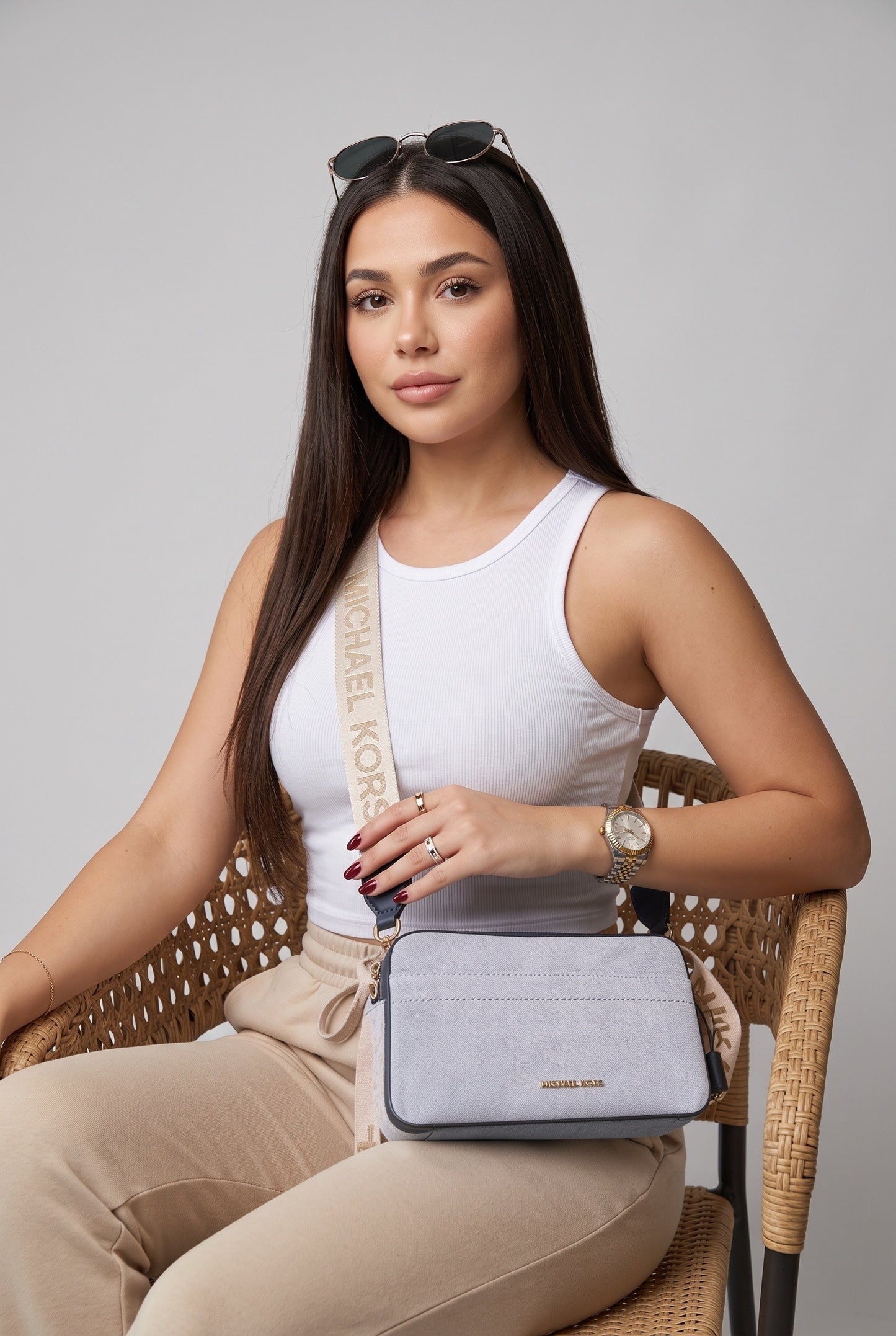 Crossbody michael K mezclilla y strap beige