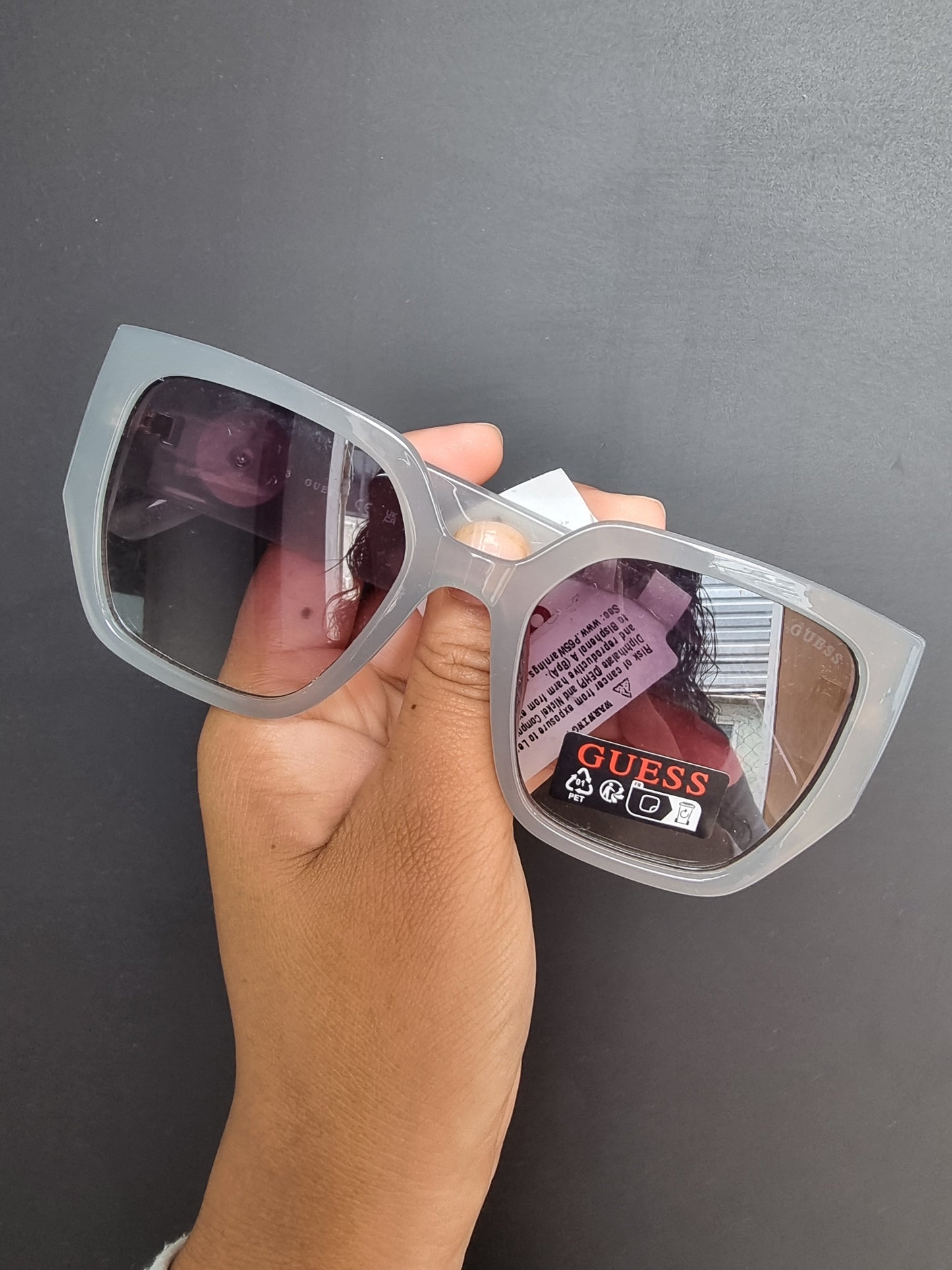 Lentes Guess gris