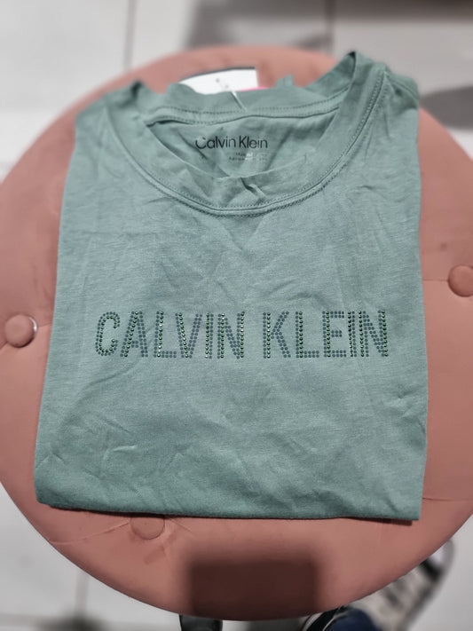 Playera Calvin k verde xo  brillos
