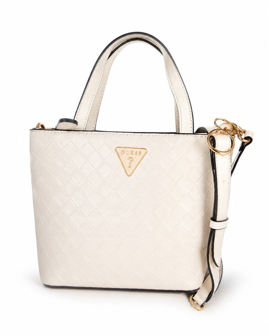 Tote Guess crema con herrajes dorados