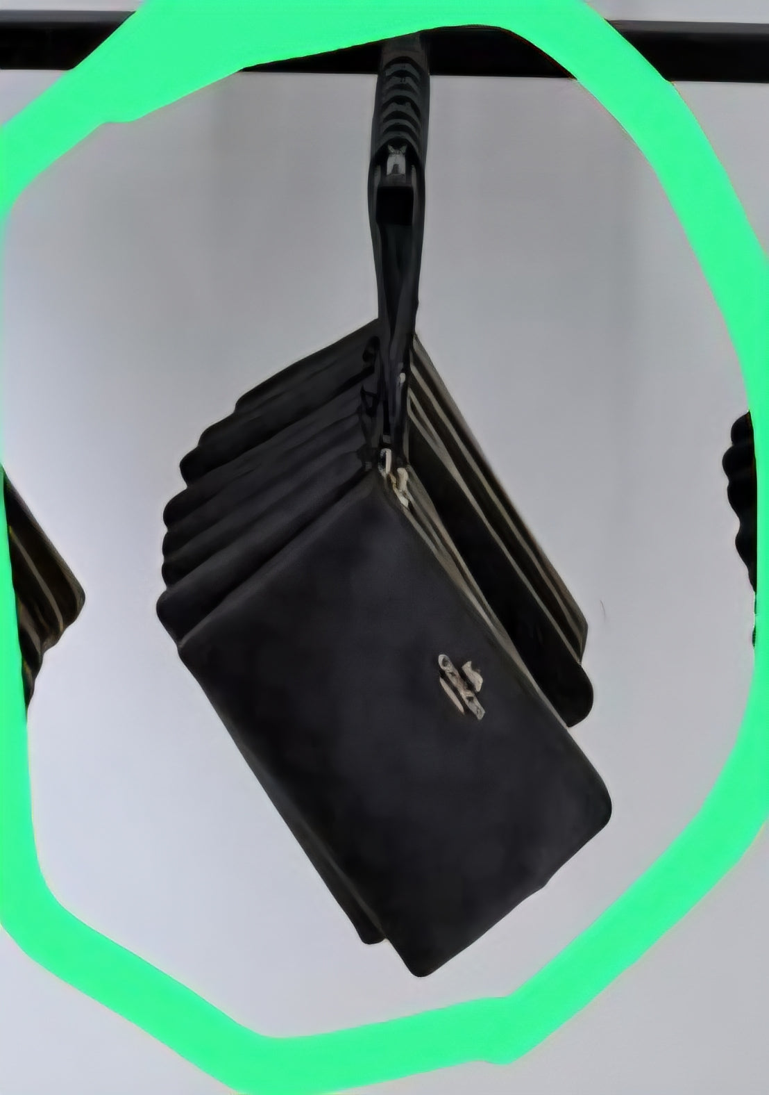 Muñequera coach negra