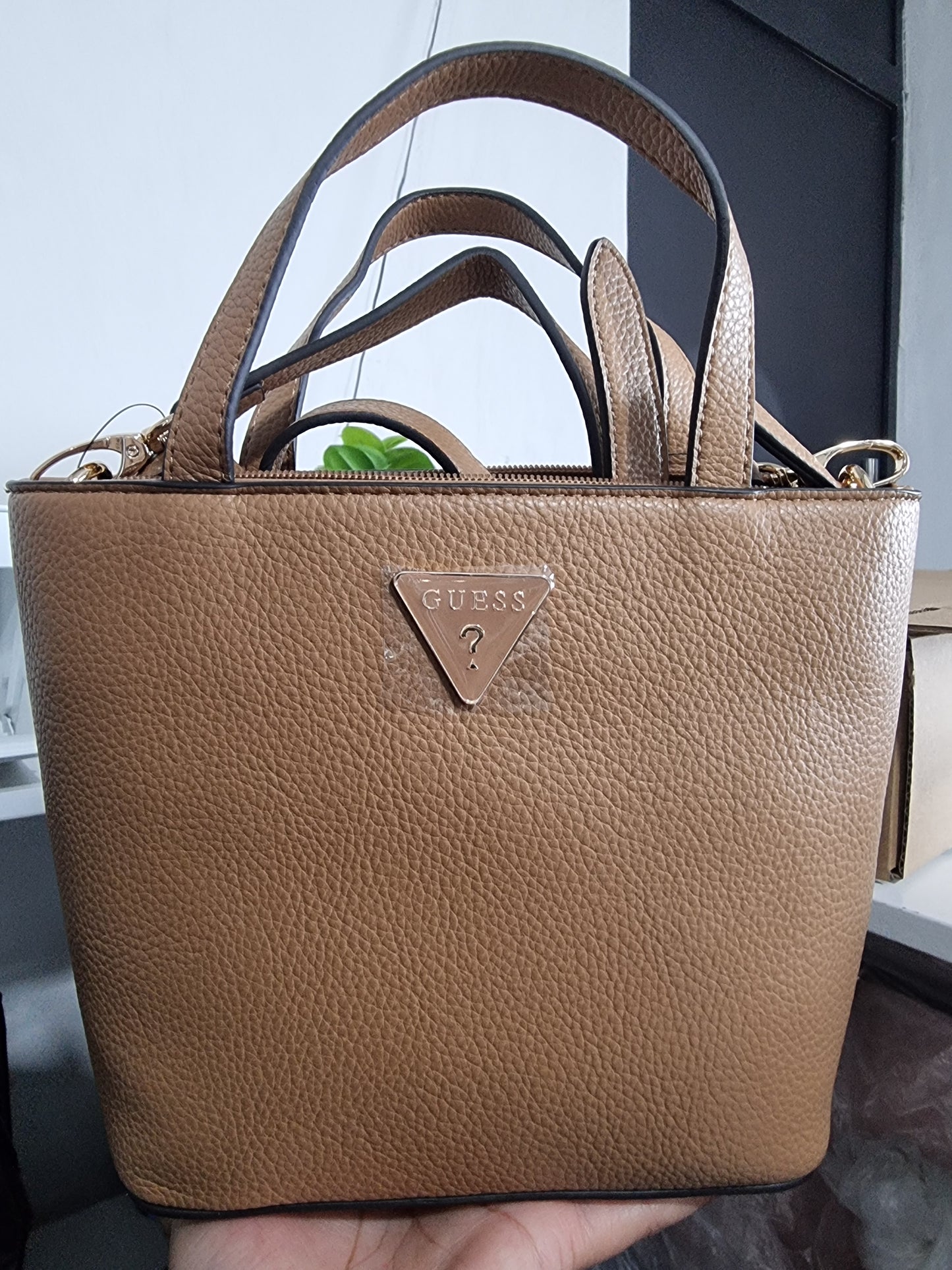 Crossbody Guess camel