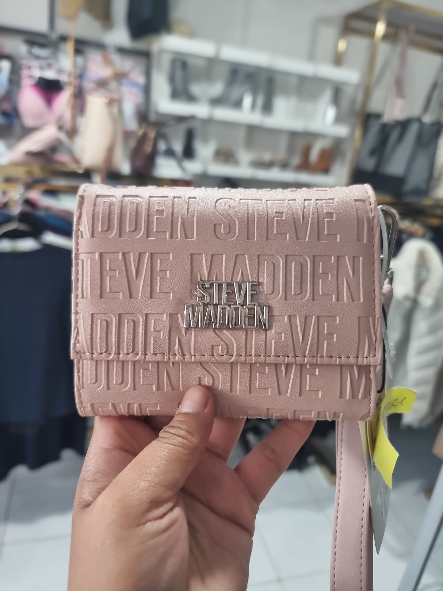 Cartera Steve M rosa con grabado