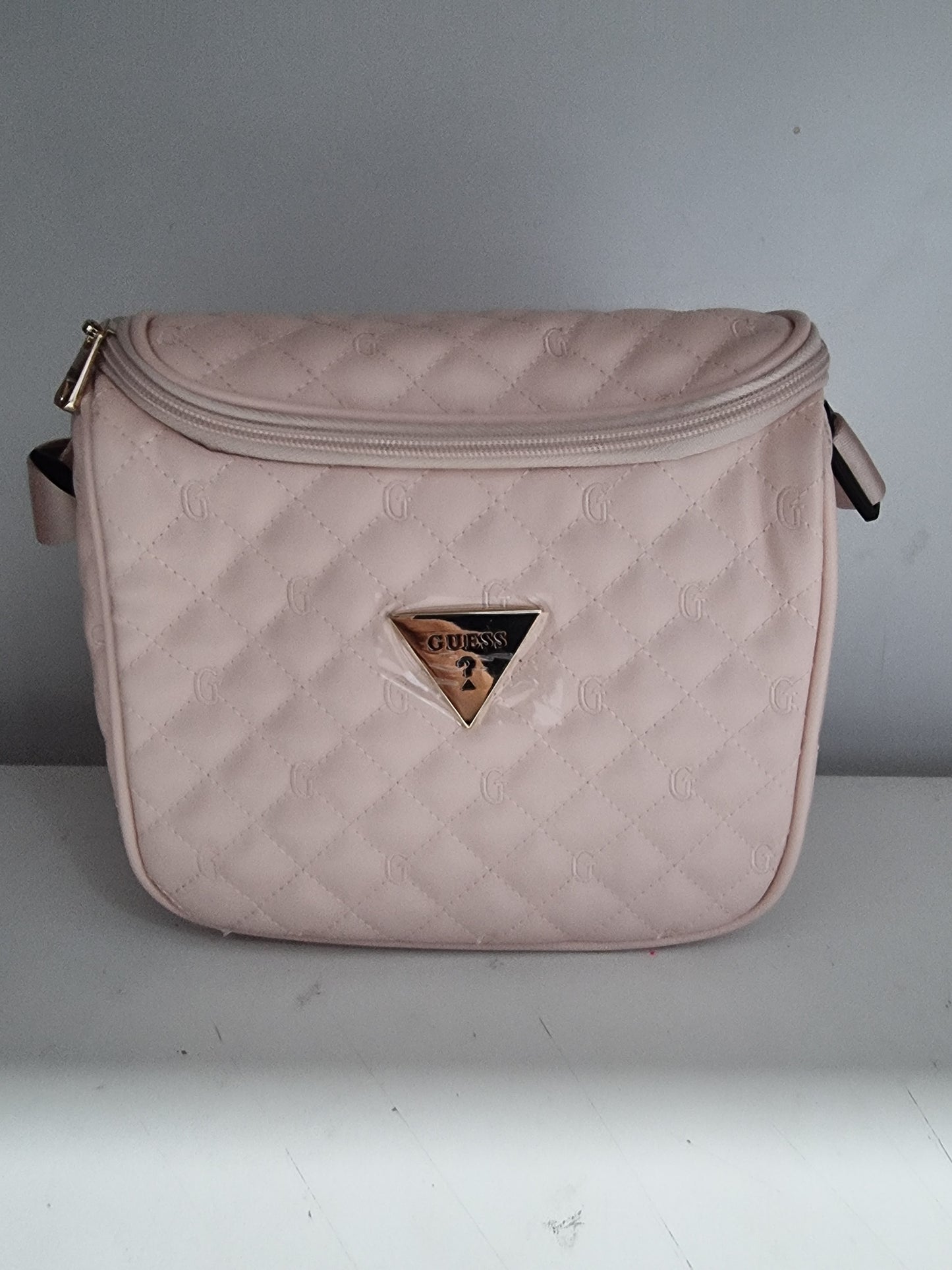 Lonchera Guess rosa