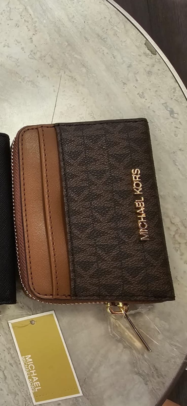 Cartera Michael k cafe