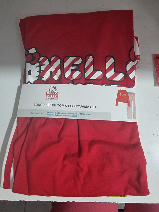 Pijama Hello Kitty roja